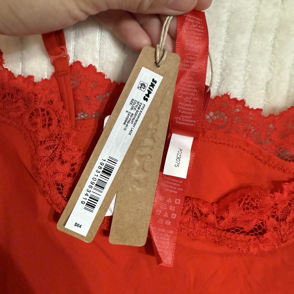 SKIMS Fits Everybody Lace Cami Bodysuit in Cayenne Red Size Small NWT $64 - Picture 8 of 11